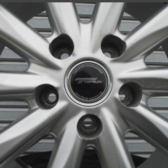 スタッドレス・ホイールセット17インチ　225/60R17 17×7J PCD114.3-5Hの画像