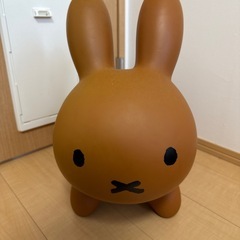 ブルーナボンボン　茶色　の画像
