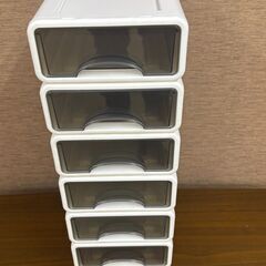 レターケース４つと引き出しの収納BOX8個の画像