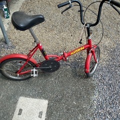 折り畳み式自転車の画像