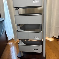ワゴンの画像
