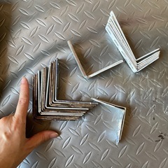 取引中　L字金具 の画像