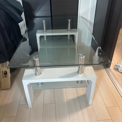 ダイニングテーブルの画像