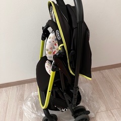 グレコ　ベビーカーと　コンビおしりふきウォーマーの画像