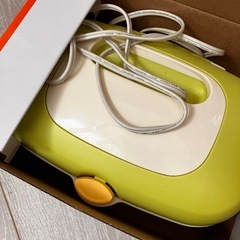 グレコ　ベビーカーと　コンビおしりふきウォーマーの画像