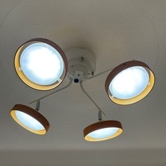 LEDシーリングライト 4灯 調光調色の画像