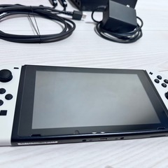 【箱あり】Nintendo Switch 本体（ジョイコンのみ有機ELモデル）の画像