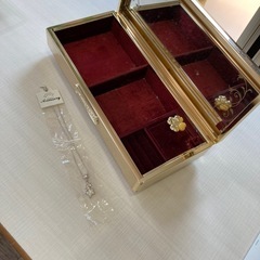 エバーラスティング　チヨダ　オルゴール付き　カメオジュエリーボックスの画像