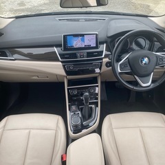 令和2年 BMW 218d 2シリーズ アクティブツアラー 美車の画像