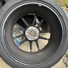 PCD100 9.5J 265/35R18の画像