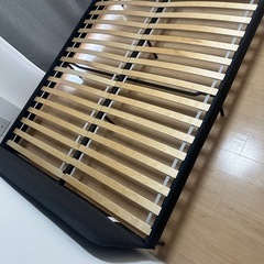 ベッドフレーム　ダブルの画像