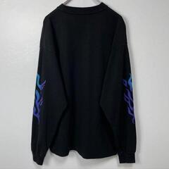 新品未使用 DDP RACING TEAM ファイヤー  ddp  黒  長袖 洋服
限定品の画像