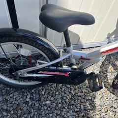 無料　子供用自転車18インチ男の子トイザらスの画像