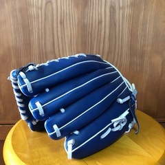 ☆ 横浜DeNAベイスターズ ☆ オフィシャルファンクラブ特典グッズ　外野手用グローブ　大人サイズ　  新品未使用、非売品　野球グローブの画像
