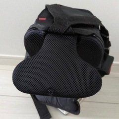 美品、3way抱っこ紐★アップリカ★ベビーキャリア、ヒップシート★清楚済み★ポーチ型★ヒップサポート★ 男女兼用★箱ありの画像
