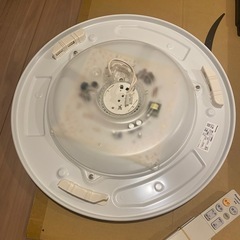 Panasonic 天井ライト六畳の画像