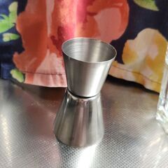 ￥1500カクテルシェーカー500m とカクテルメジャー 1回で2人分作れます。マルガリータ作ってみませんか？の画像