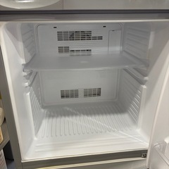 配送可【アクア】140L ファン式冷蔵庫★2016年製 クリーニング済/6ヶ月保証付き 【管理番号12708】桒の画像