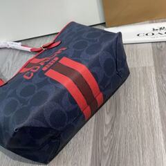 コーチ トートバッグの画像