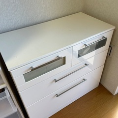 キャビネットの画像