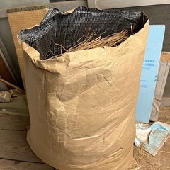 【畑の敷き藁や堆肥剤に】畳床ほぐし藁(約30kg)の画像