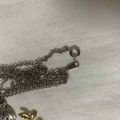 チャームとネックレスチェーン50cmと52cmの画像