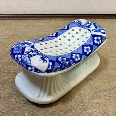 陶器の枕の画像