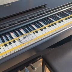 送料込み YAMAHA ARIUS 電子ピアノ YDP-143 2018年購入（17年製) 激可愛い♥ほぼ新品レベルの激美品①
大阪販売支店取扱商品
★京都南〜福知山
🏯東は→姫路〜大阪〜福知山
🍑西は→姫路〜鳥取市〜兵庫〜岡山まで配達無料 ★ジモティーが一番安い！
★ジモティーは設置までお手伝い
【簡単設置】の画像