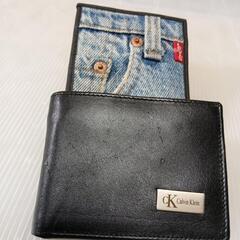 カルバン・クラインの二つ折り財布とリバイスの二つ折り財布デニム👖の２点！の画像
