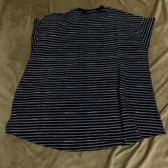 YGM SEE SEE CITY BOY ダークブルー 長袖Tシャツの画像