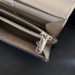 ルイヴィトン　財布　正規品の画像
