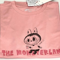 【新品】 UNIQLO × POP MART コラボTシャツ The Monster ピンク M 新品 ユニクロ ポップマート 半袖 LABUBU ラブブの画像