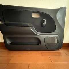 L700 ミラジーノ  5ドア用　
左右フロントドア内張りの画像