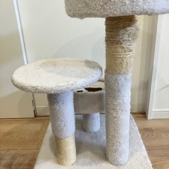 キャットタワーの画像