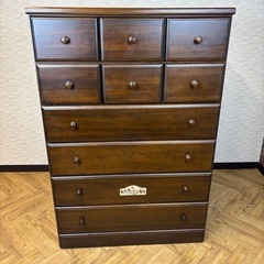 木製タンスの画像