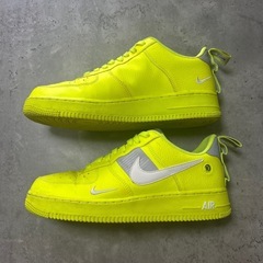 Nike Air Force 1 '07 LV8 'Overbranding' AJ7747-700の画像