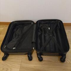 旅行カバン、キャリー、キャリーバッグの画像