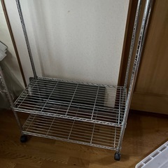 スチールラックの画像