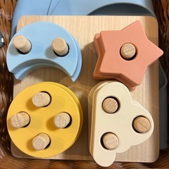 シリコン ベビーグッズ スタイ 玩具 食器の画像