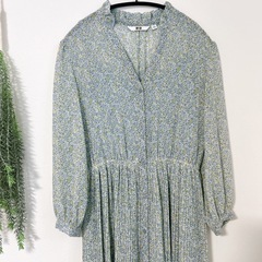 Joy of print  UNIQLO 花柄シフォンワンピース 長袖 専用インナー付き プリーツウエストゴムの画像