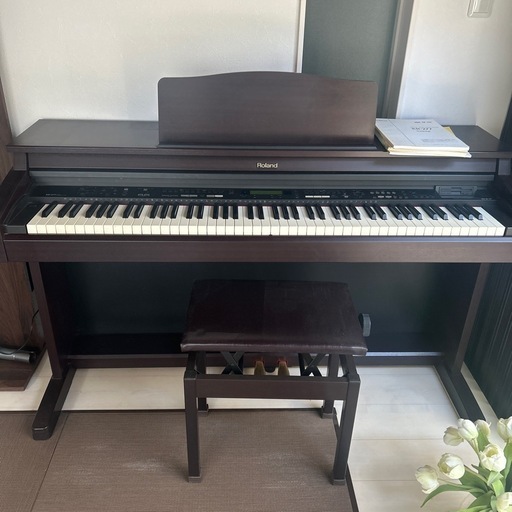 ローランド　電子ピアノ