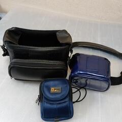 お勧め商品です!最安値!カメラショルダーバッグ使い方色々🛍️ゴブル玉入れベルトに付けて使えます、小物入れショルダー取り外し出来ます前小物入れ後ろフワスナーベルトに入れ使えます！の画像