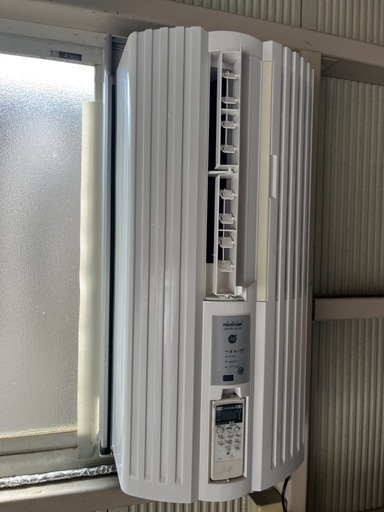 【お引取り先決定】窓に設置型のエアコン