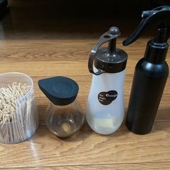 つまようじ大量 醤油差し ドレッシング容器　霧吹きの画像