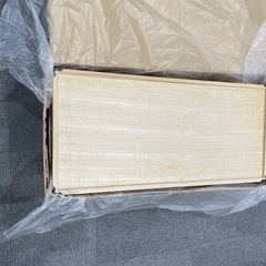 桐衣装箱の画像