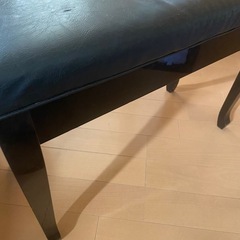 ピアノ椅子
の画像