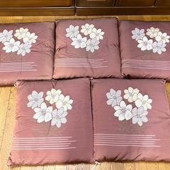座布団 花柄5枚セット【松戸市現地引取限定】の画像