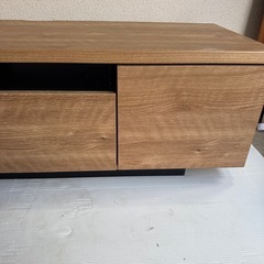 テレビ台の画像