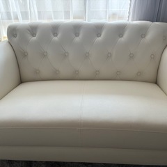 美品ロココ調ソファーの画像