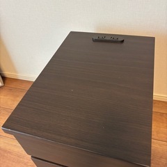 ニトリ　サイドテーブル の画像